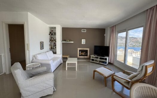 Bodrum Gündoğan Farilya Değirmentepe Sitesinde Satılık Ev